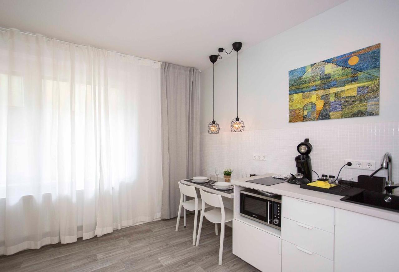 Zentral Gelegene, Helle Studio Apartments Nuremberg Extérieur photo